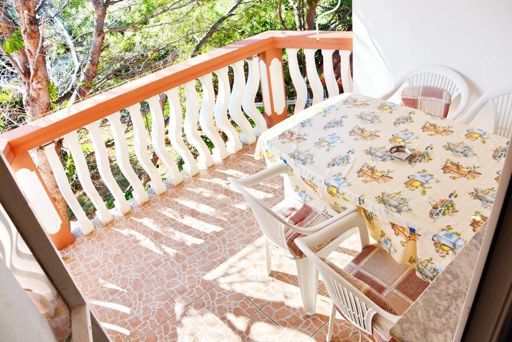 Apartments Sandra Vir Luaran gambar