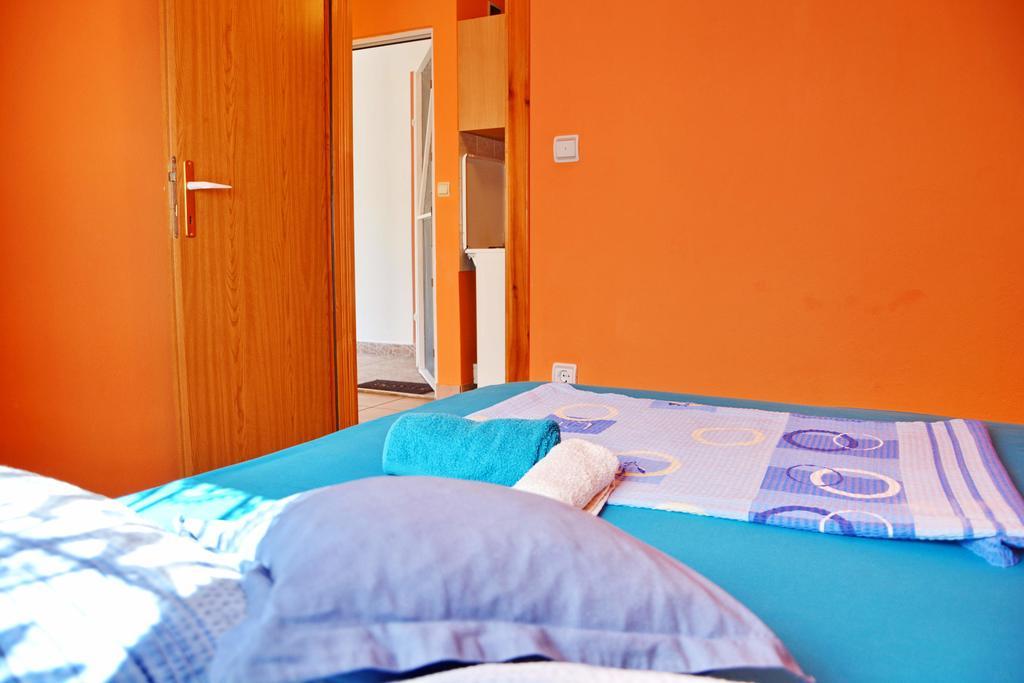 Apartments Sandra Vir Luaran gambar