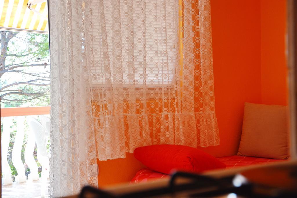 Apartments Sandra Vir Luaran gambar