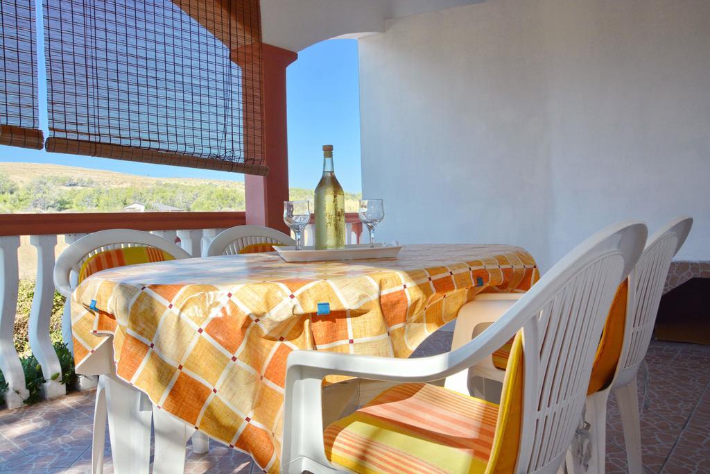 Apartments Sandra Vir Luaran gambar
