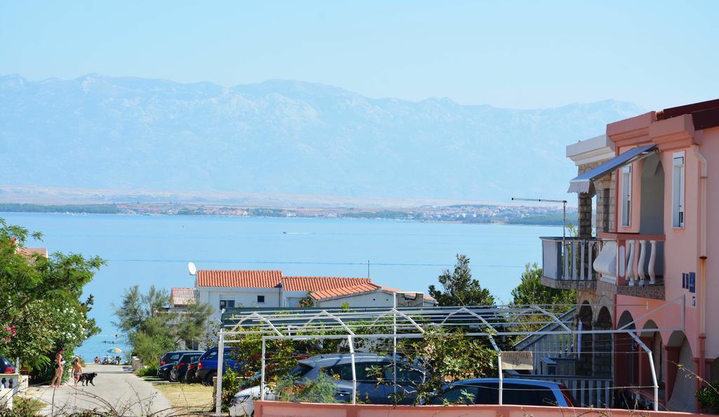 Apartments Sandra Vir Luaran gambar