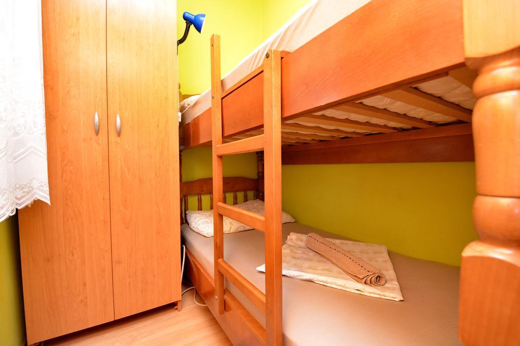 Apartments Sandra Vir Luaran gambar
